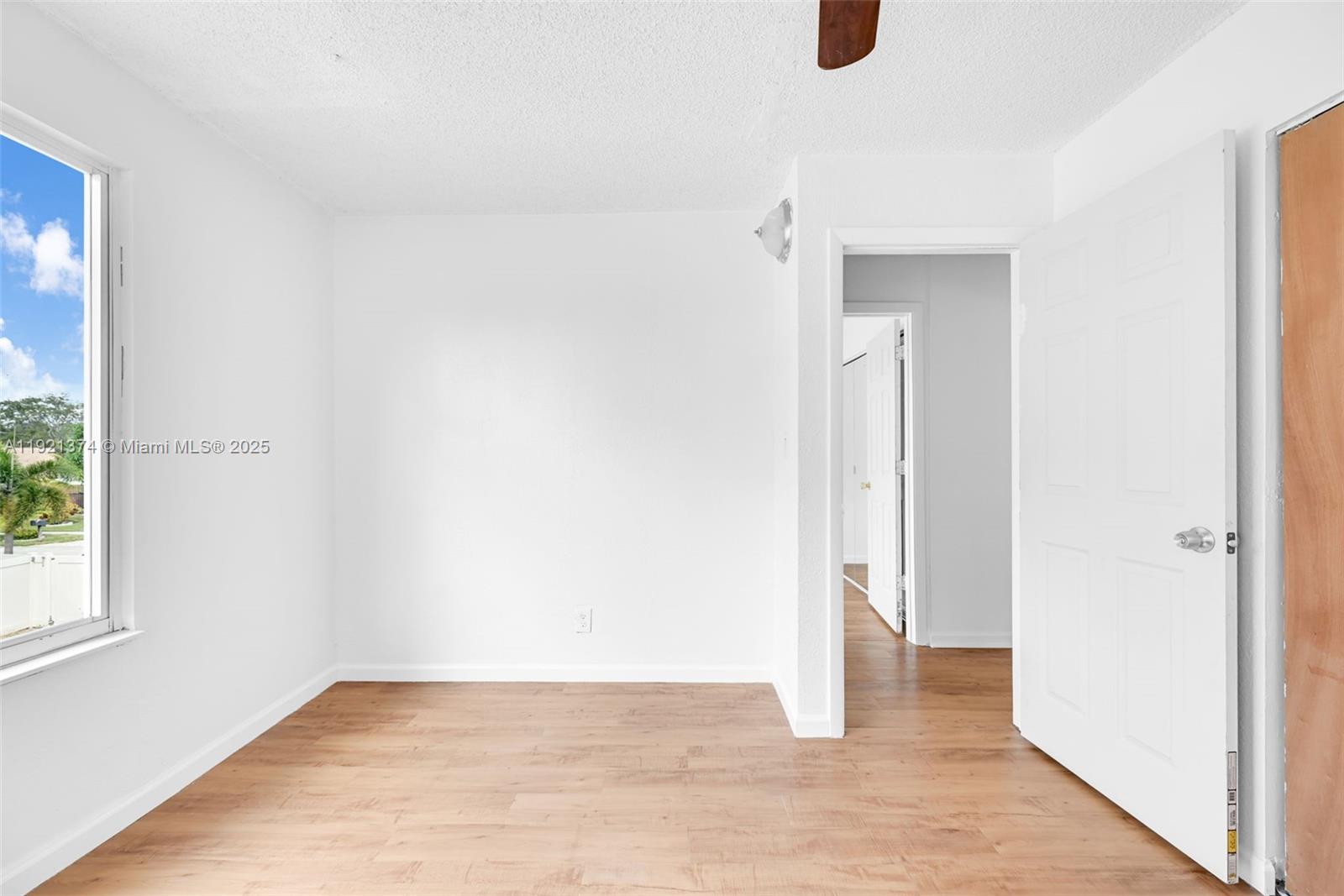 BOULEVARD NORTH - Residential