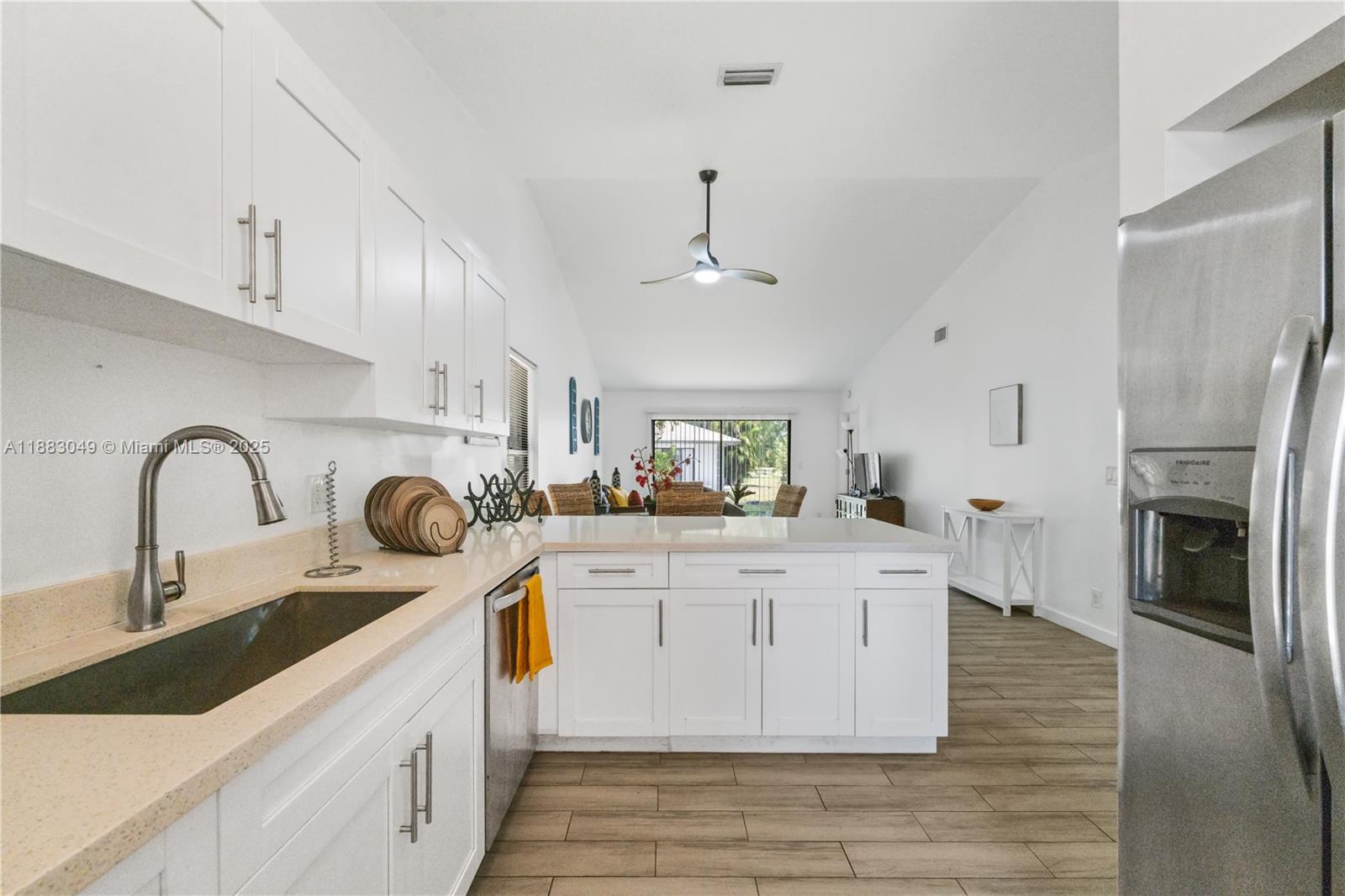 SUGAR POND MANOR OF WELLI - Residential Lease