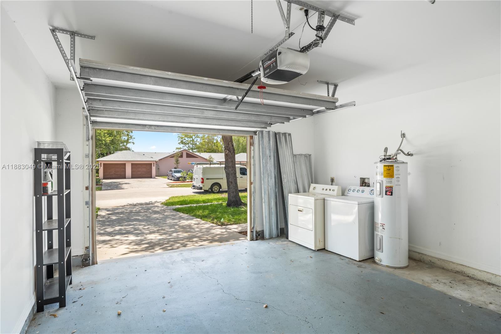SUGAR POND MANOR OF WELLI - Residential Lease