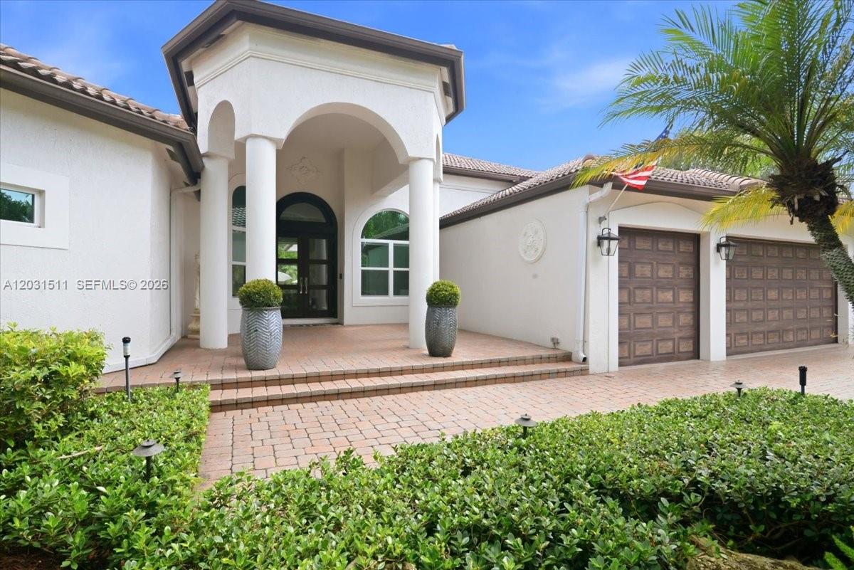 12160 NW 18th St
