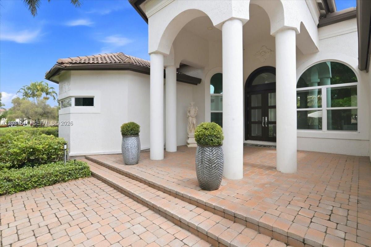 12160 NW 18th St
