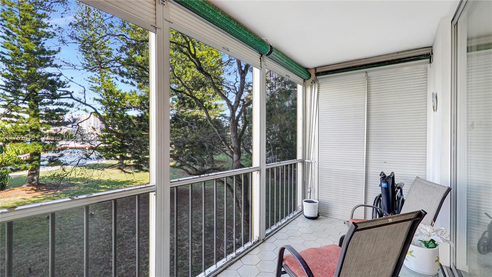 POINT EAST SEC III CONDO - Residential