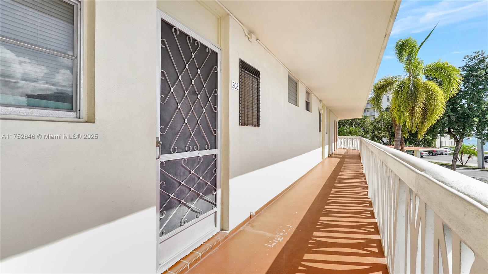 POINT EAST SEC III CONDO - Residential