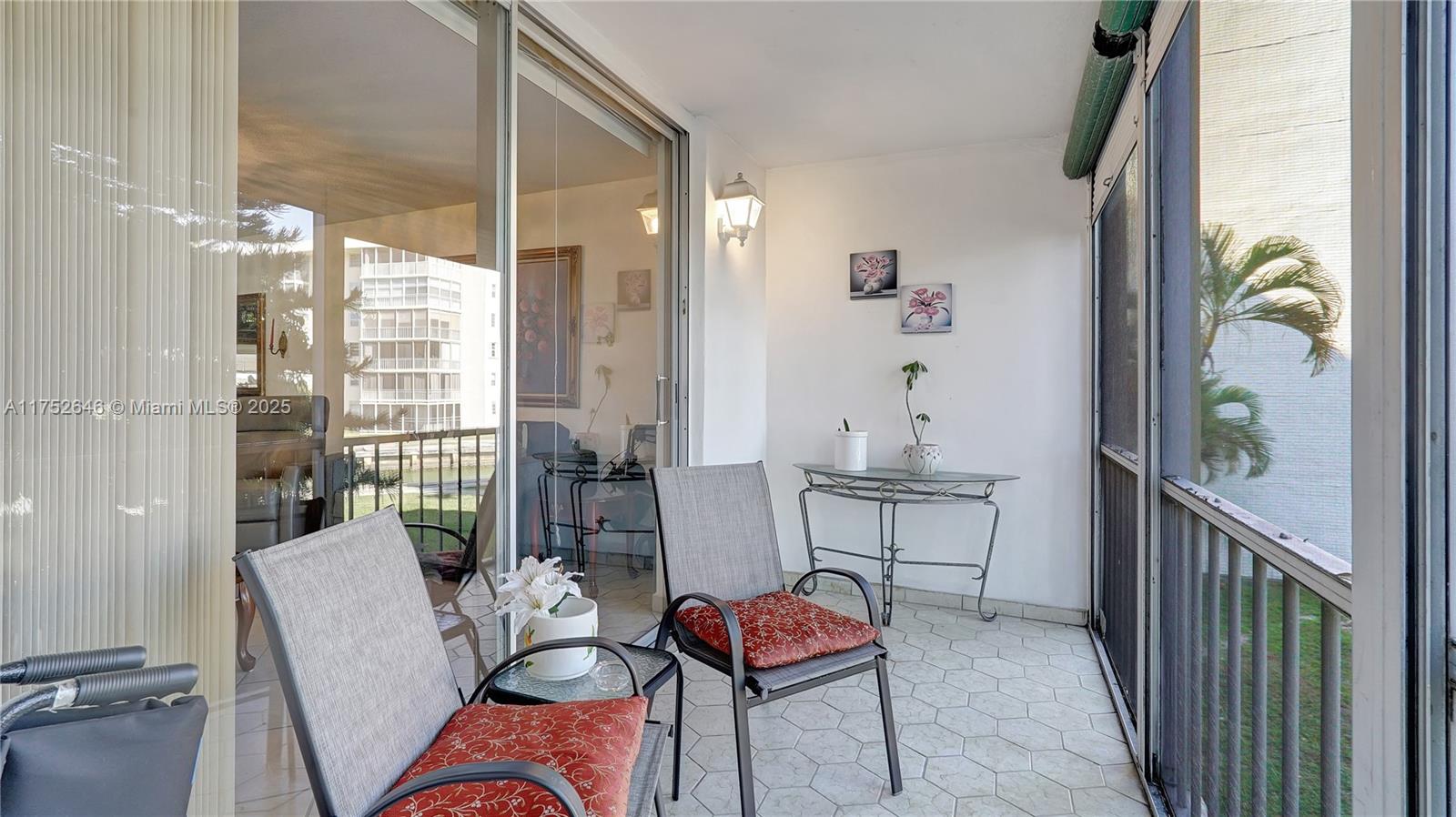 POINT EAST SEC III CONDO - Residential