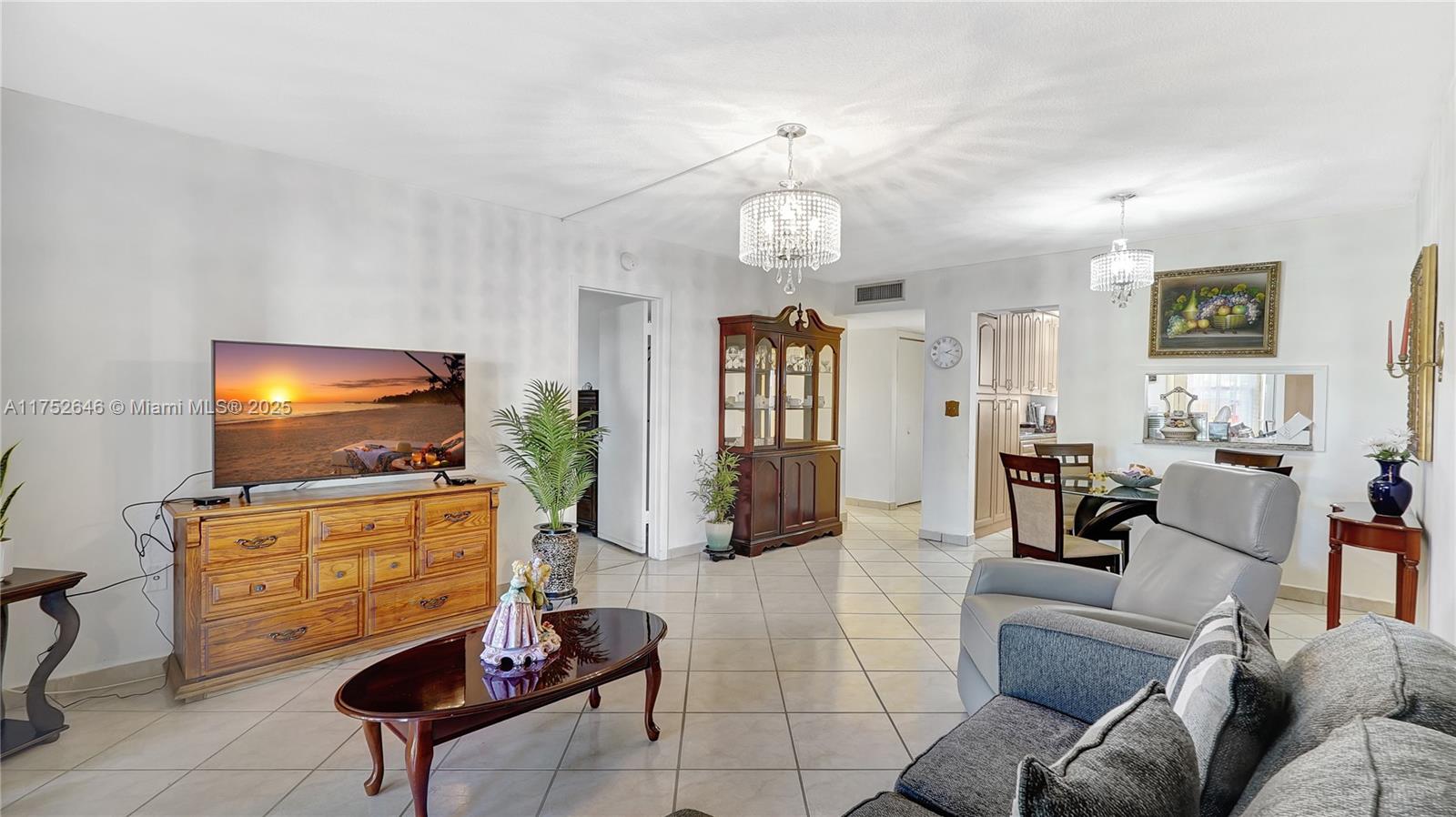 POINT EAST SEC III CONDO - Residential