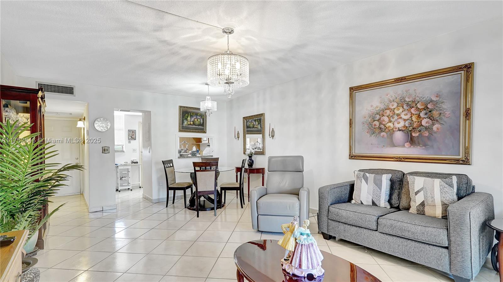 POINT EAST SEC III CONDO - Residential