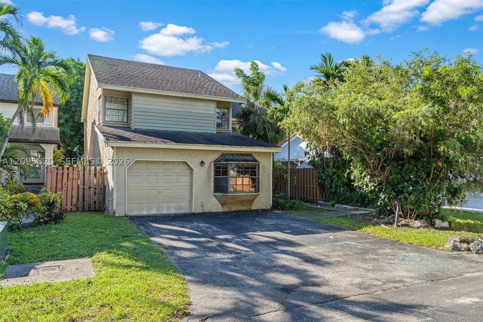 10618 SW 148th Ave Dr