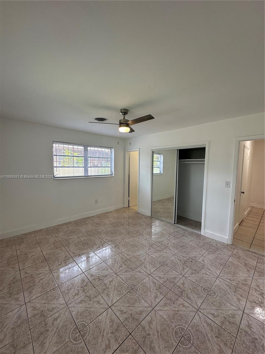 COMML ARLINGTON - Residential Lease