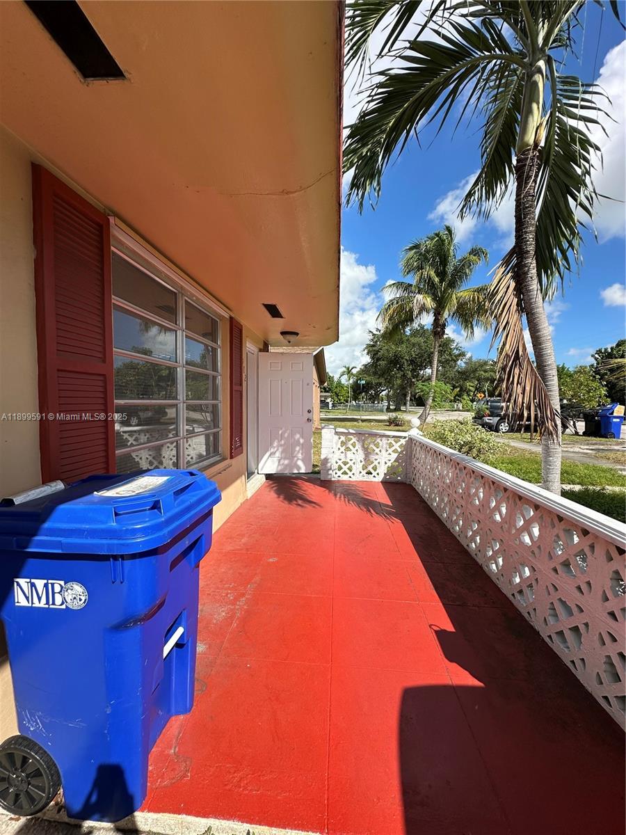 COMML ARLINGTON - Residential Lease