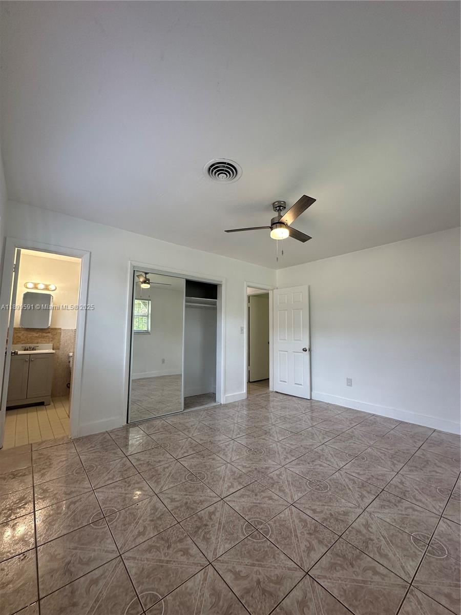 COMML ARLINGTON - Residential Lease