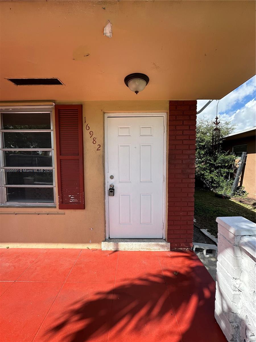 COMML ARLINGTON - Residential Lease