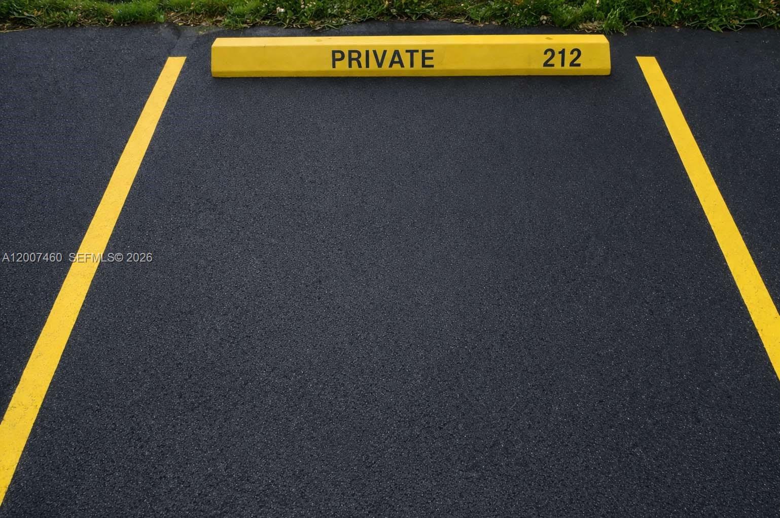 INTERNATIONAL CONDO - Residential