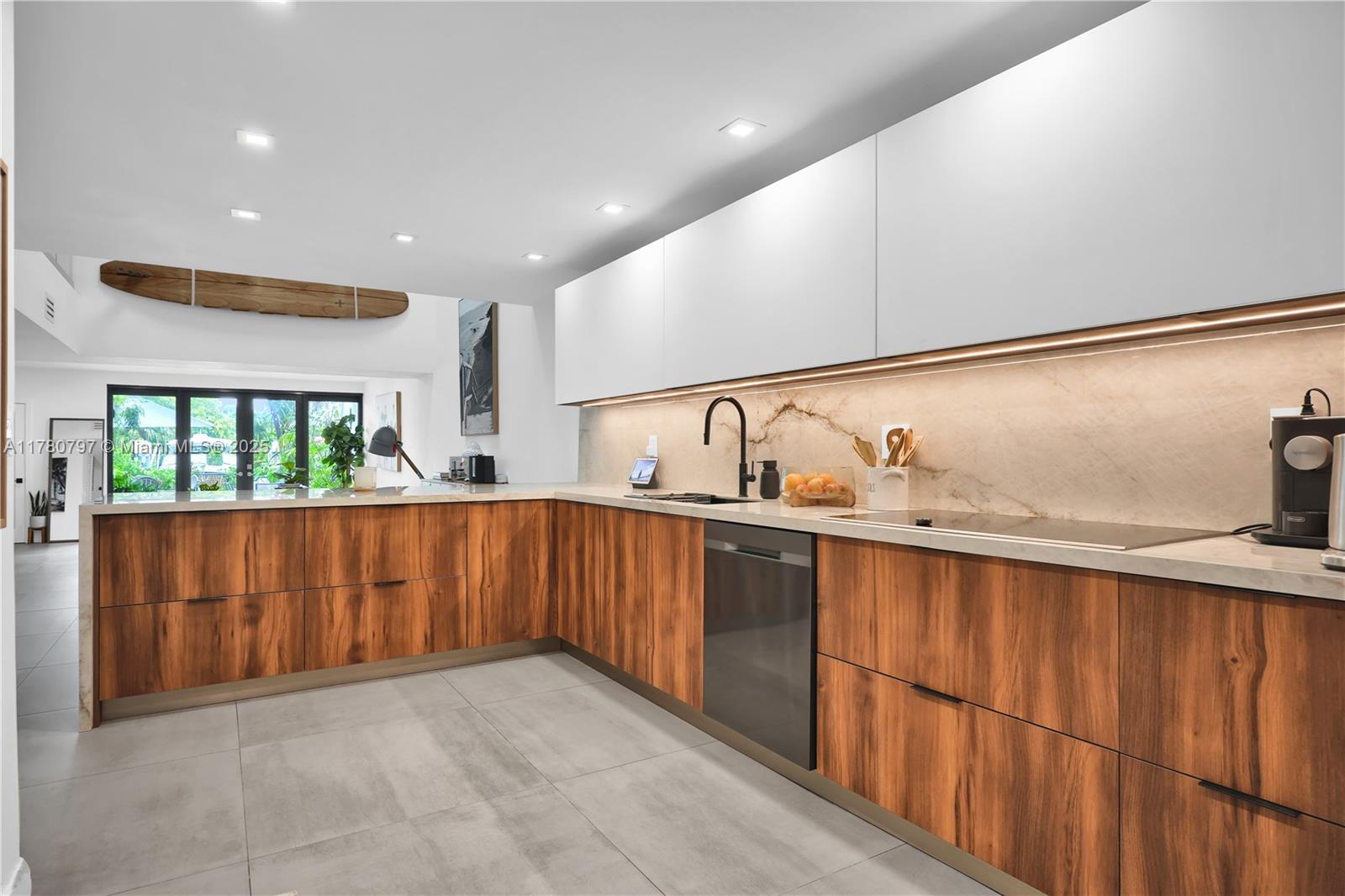 POINCIANA IS YT & RCQ CLU - Residential