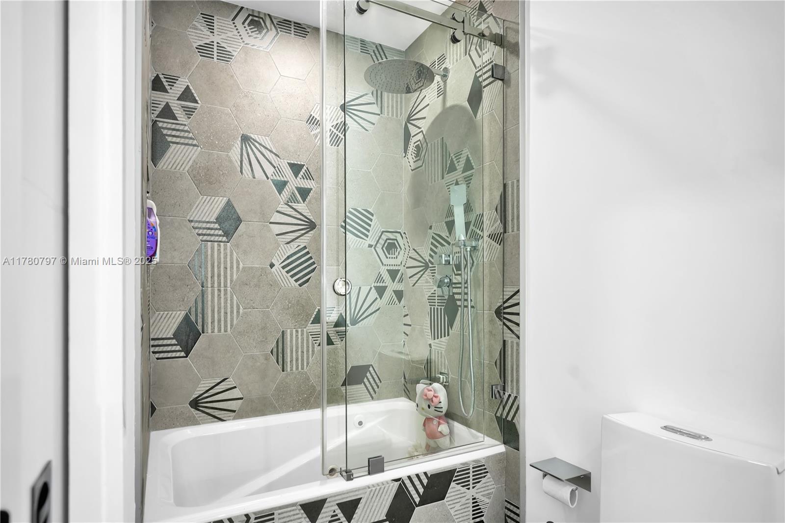 POINCIANA IS YT & RCQ CLU - Residential