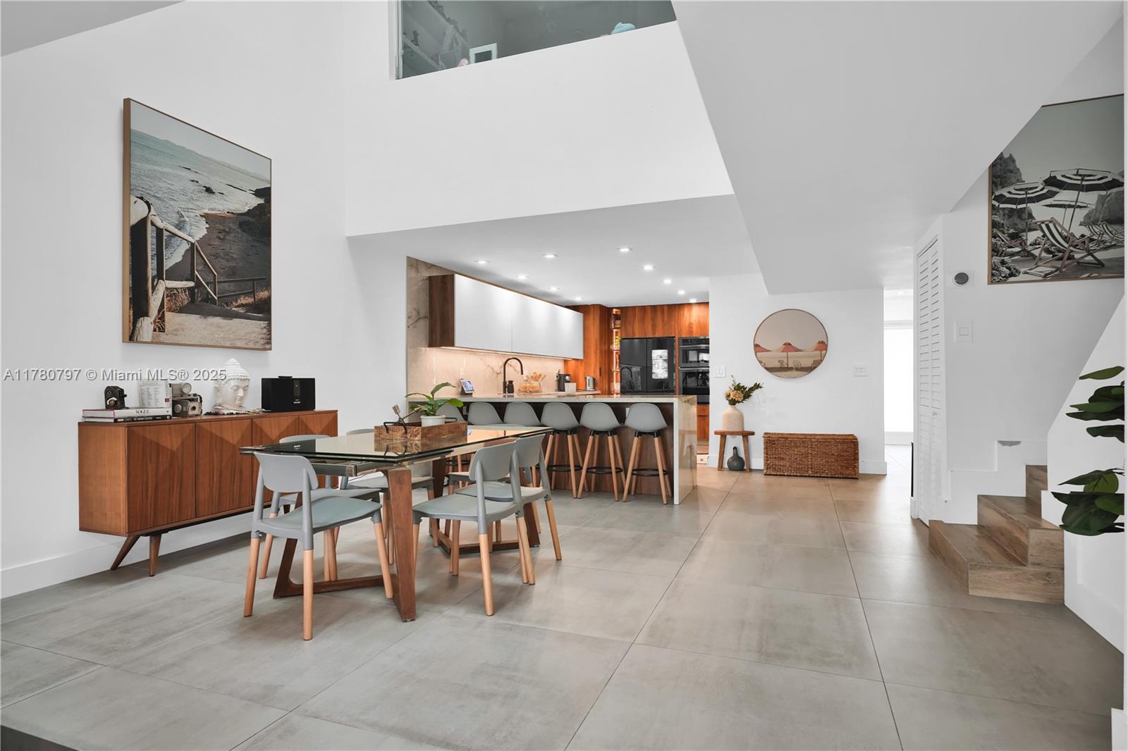 POINCIANA IS YT & RCQ CLU - Residential