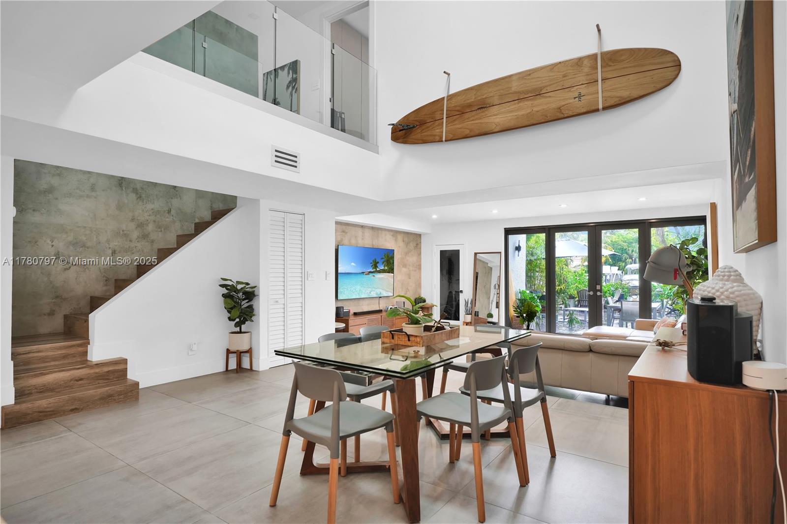 POINCIANA IS YT & RCQ CLU - Residential