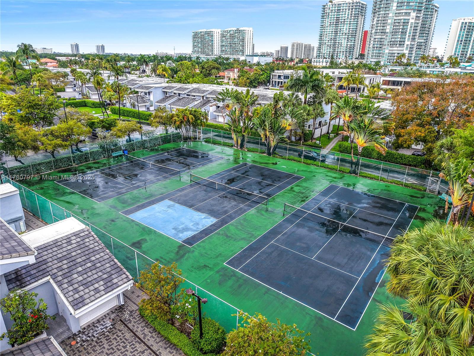 POINCIANA IS YT & RCQ CLU - Residential