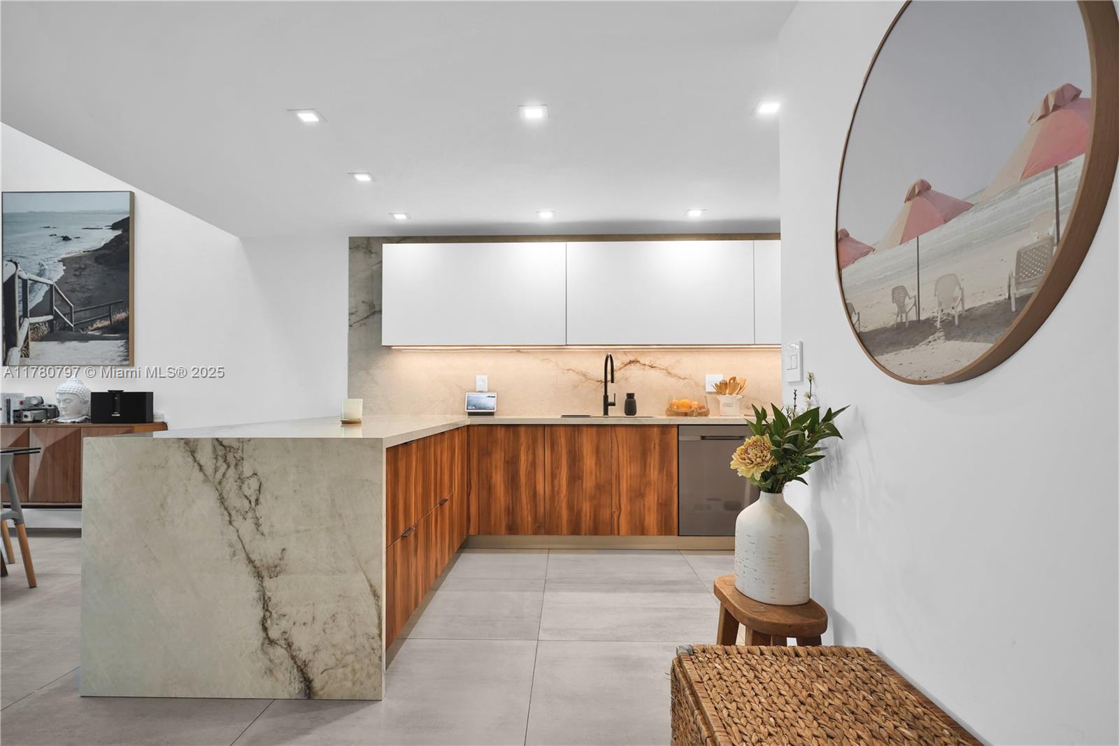 POINCIANA IS YT & RCQ CLU - Residential