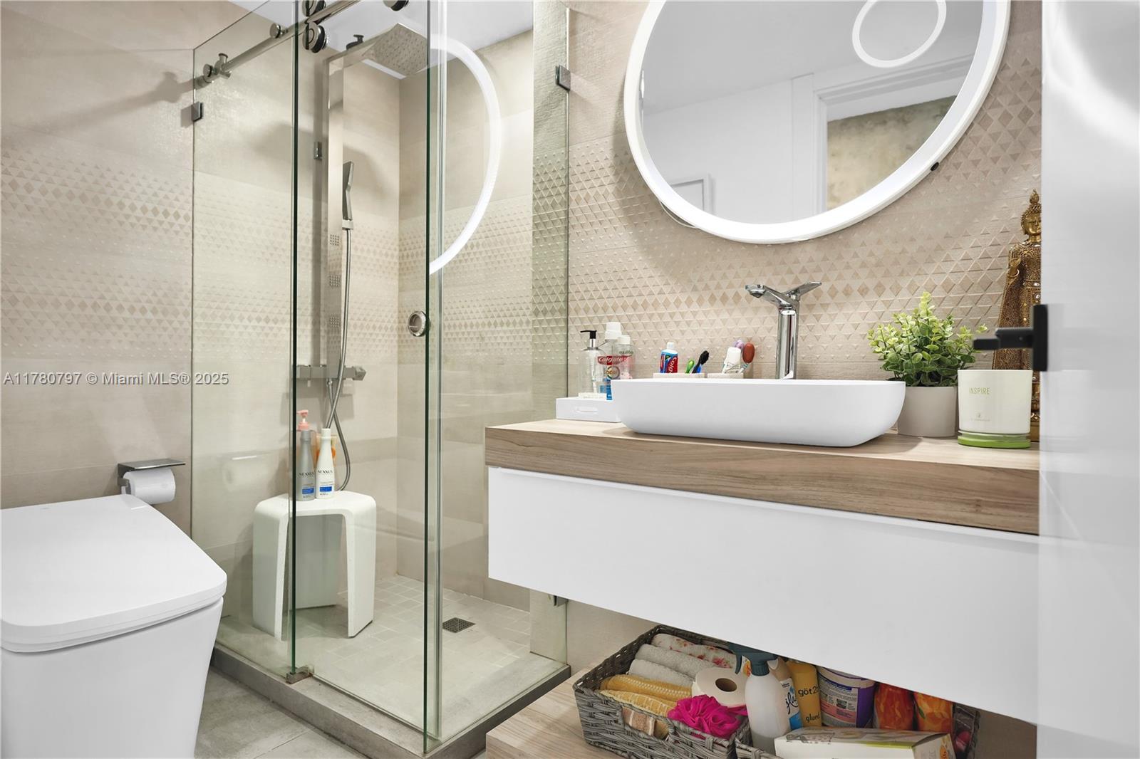 POINCIANA IS YT & RCQ CLU - Residential