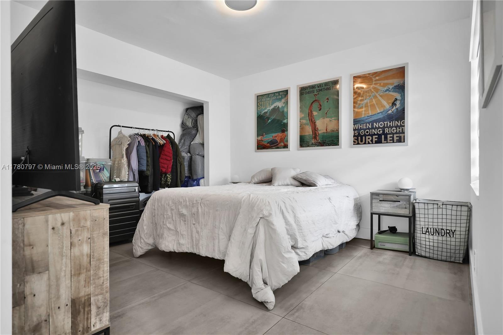 POINCIANA IS YT & RCQ CLU - Residential