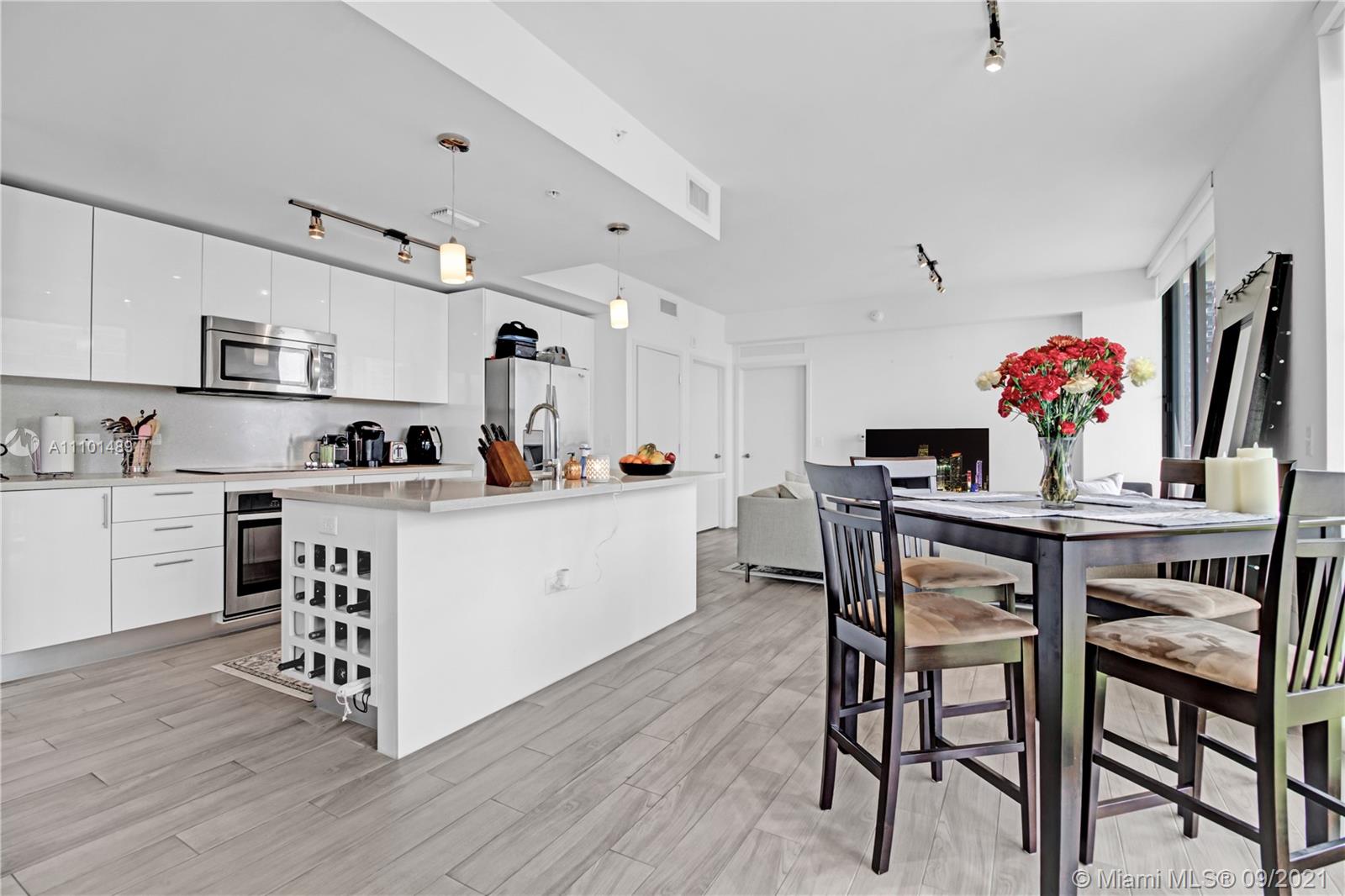 NINE AT MARY BRICKELL VIL - Residential