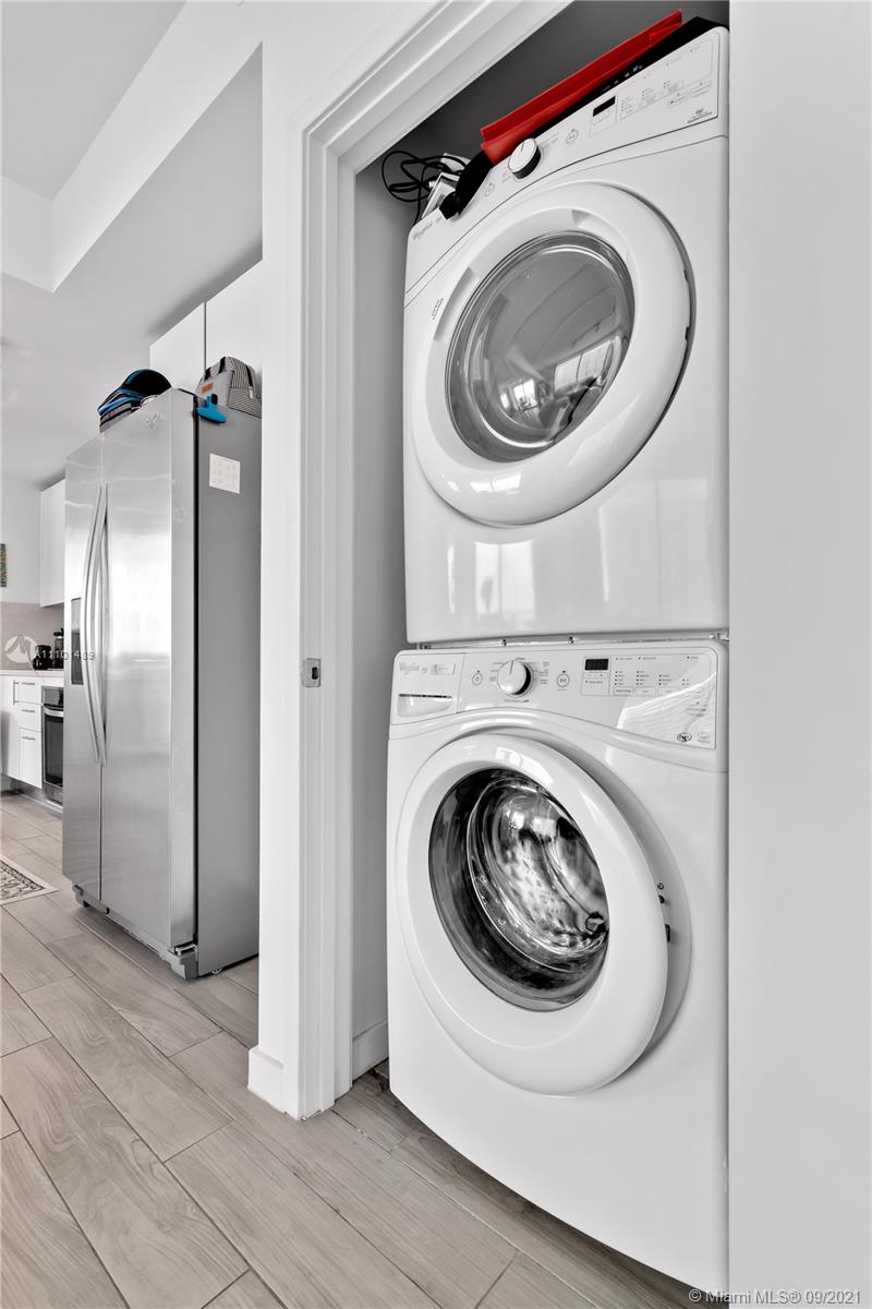 NINE AT MARY BRICKELL VIL - Residential