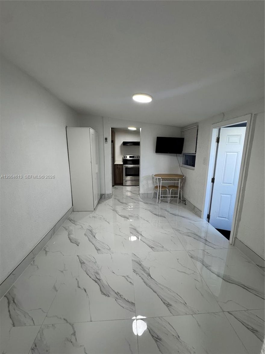 Beautifully renovated efficiency in a prime location, perfect for those seeking comfort, convenience, and a quick move-in process. This unit has been recently updated and features a modern, clean design with a functional layout that maximizes every space. Enjoy the convenience of having your own in-unit laundry, making everyday living much easier and more efficient.