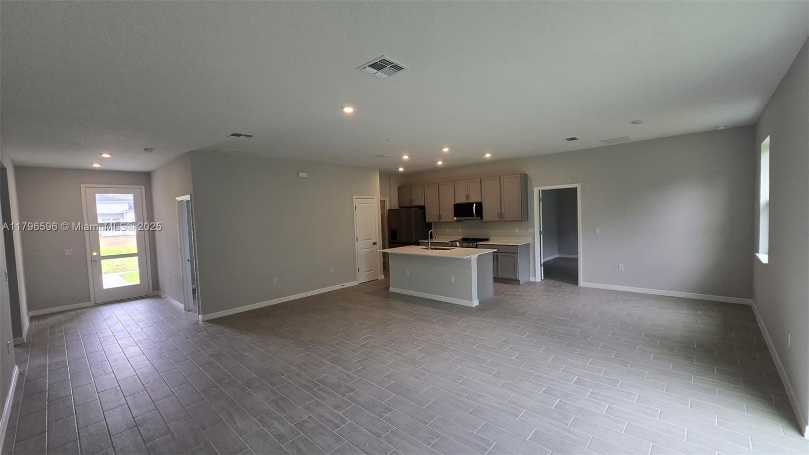 807 Toluca ST SE