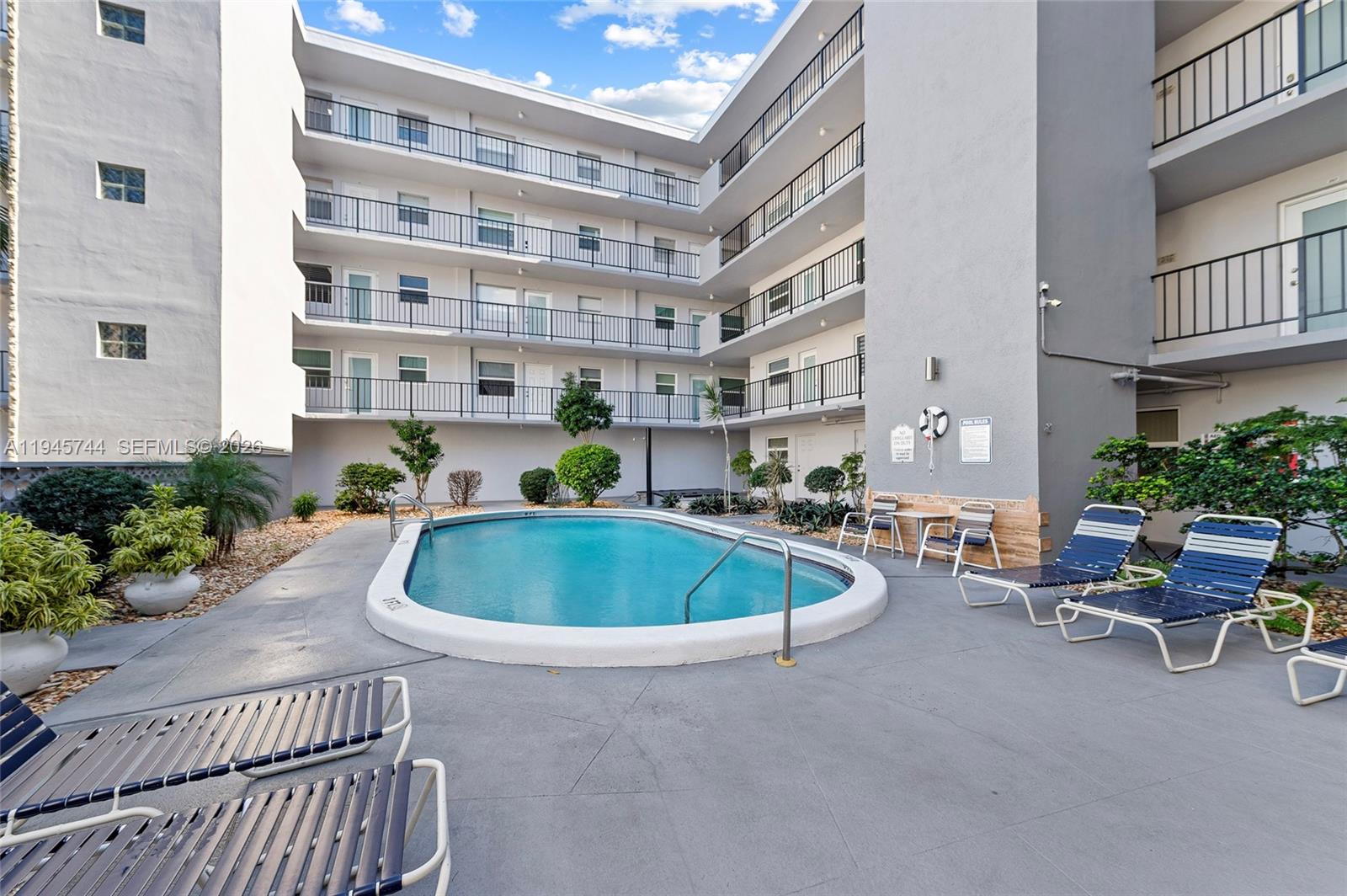 WINTER HAVEN TOWERS CONDO - Residential