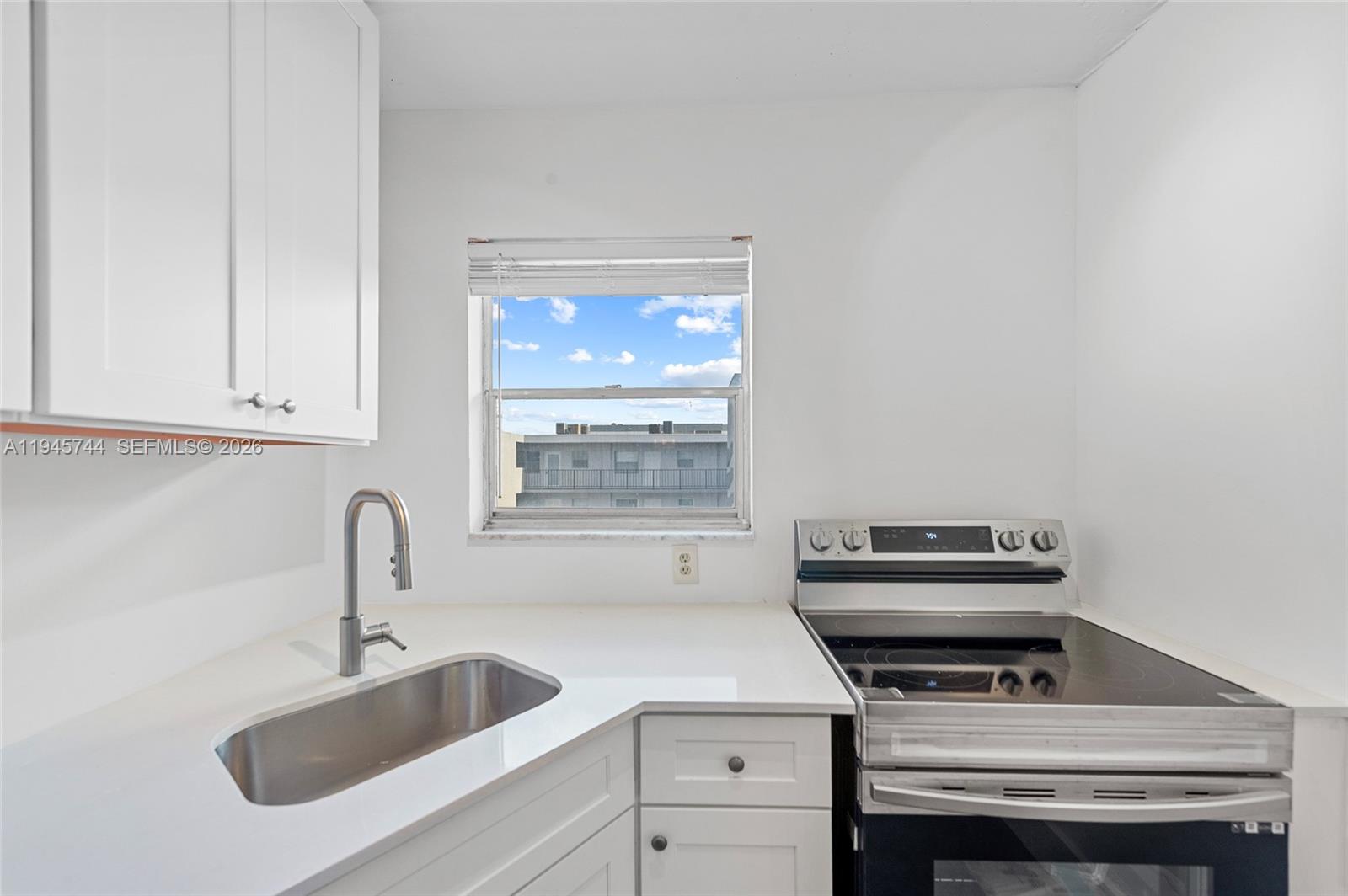 WINTER HAVEN TOWERS CONDO - Residential