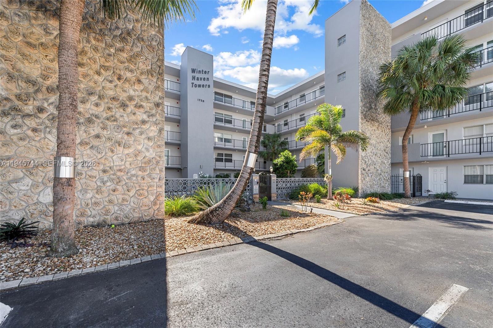 View photos, virtual tours, details... 1750 Jefferson St 510