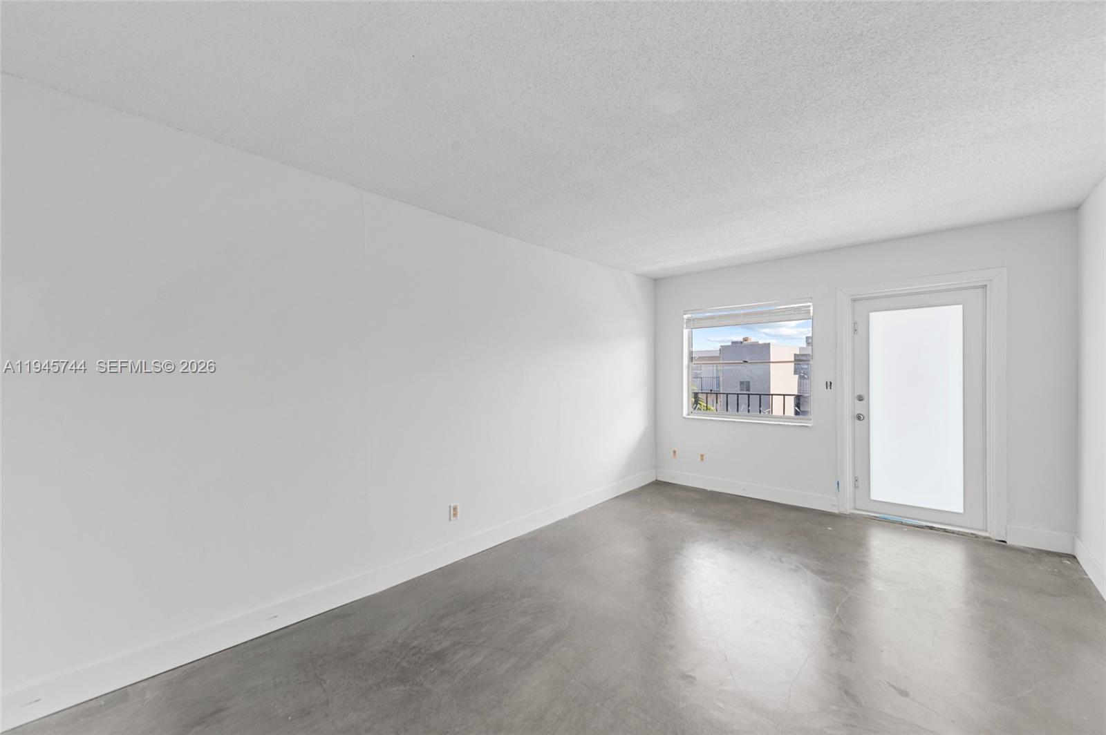 WINTER HAVEN TOWERS CONDO - Residential