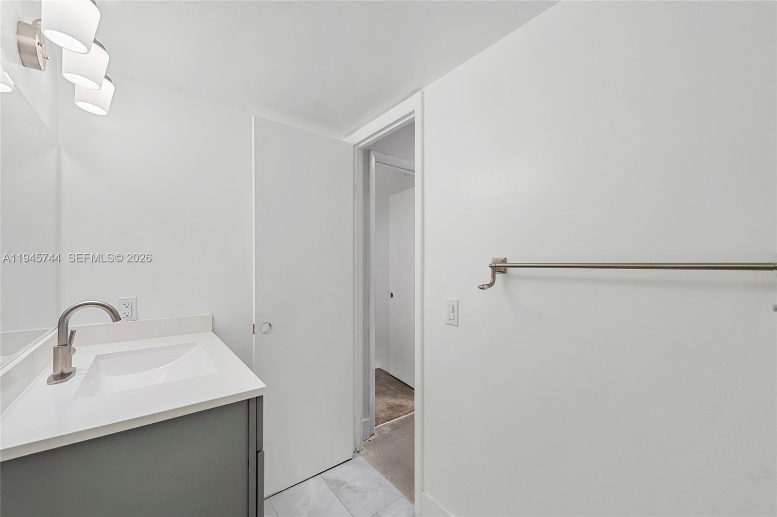 WINTER HAVEN TOWERS CONDO - Residential