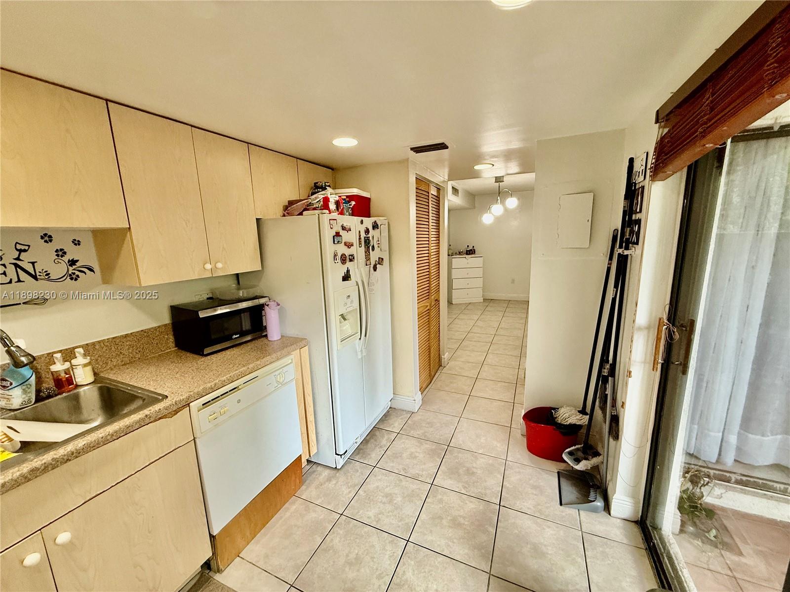SONOMA LAKE CONDO - Residential Lease