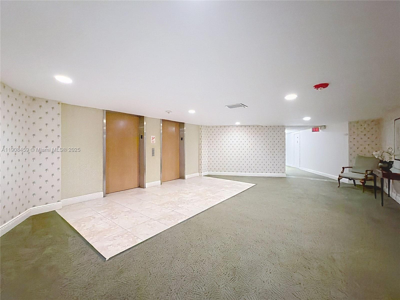 RIVER REACH CONDOMINIUM I - Residential