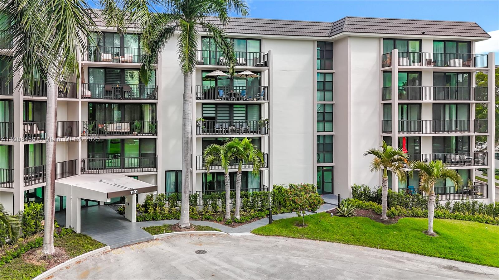 RIVER REACH CONDOMINIUM I - Residential