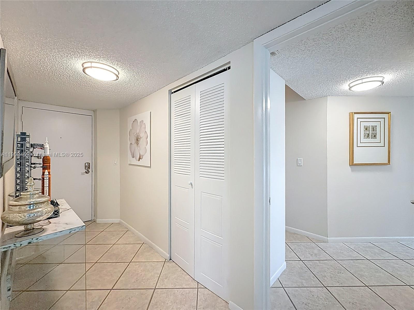 RIVER REACH CONDOMINIUM I - Residential