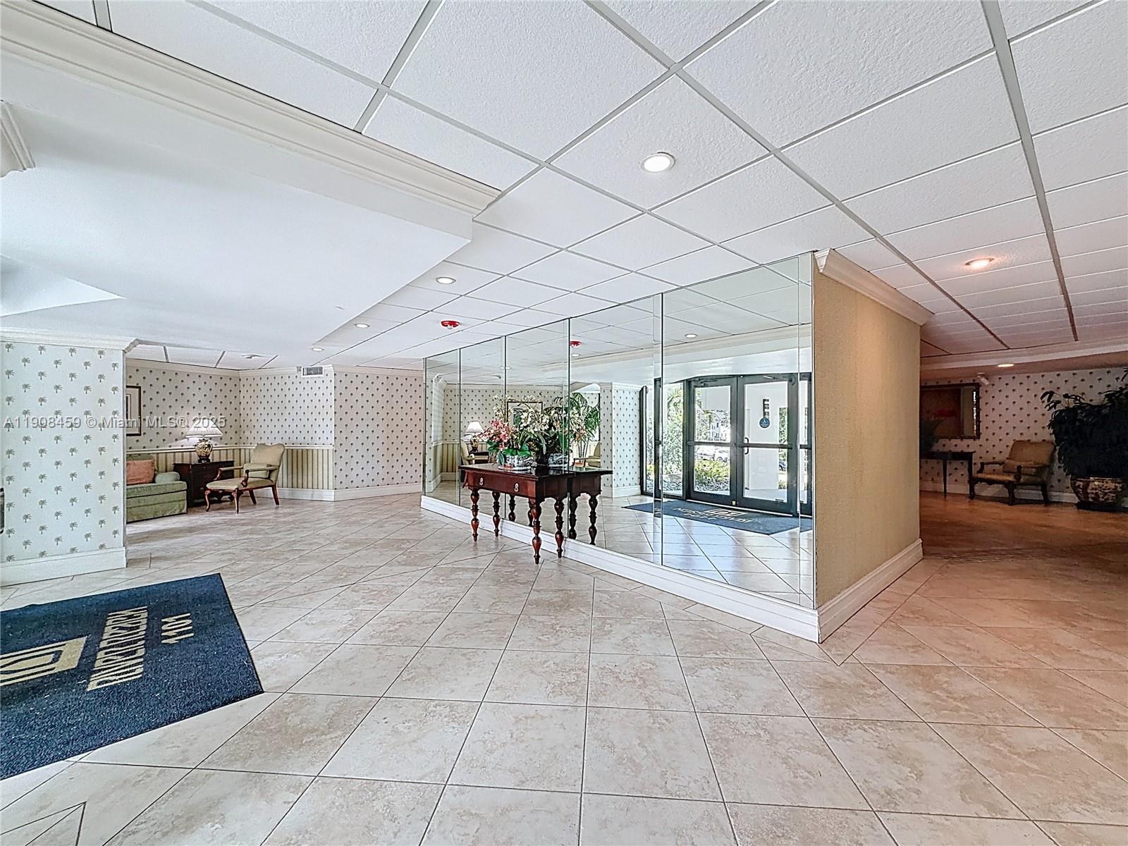 RIVER REACH CONDOMINIUM I - Residential