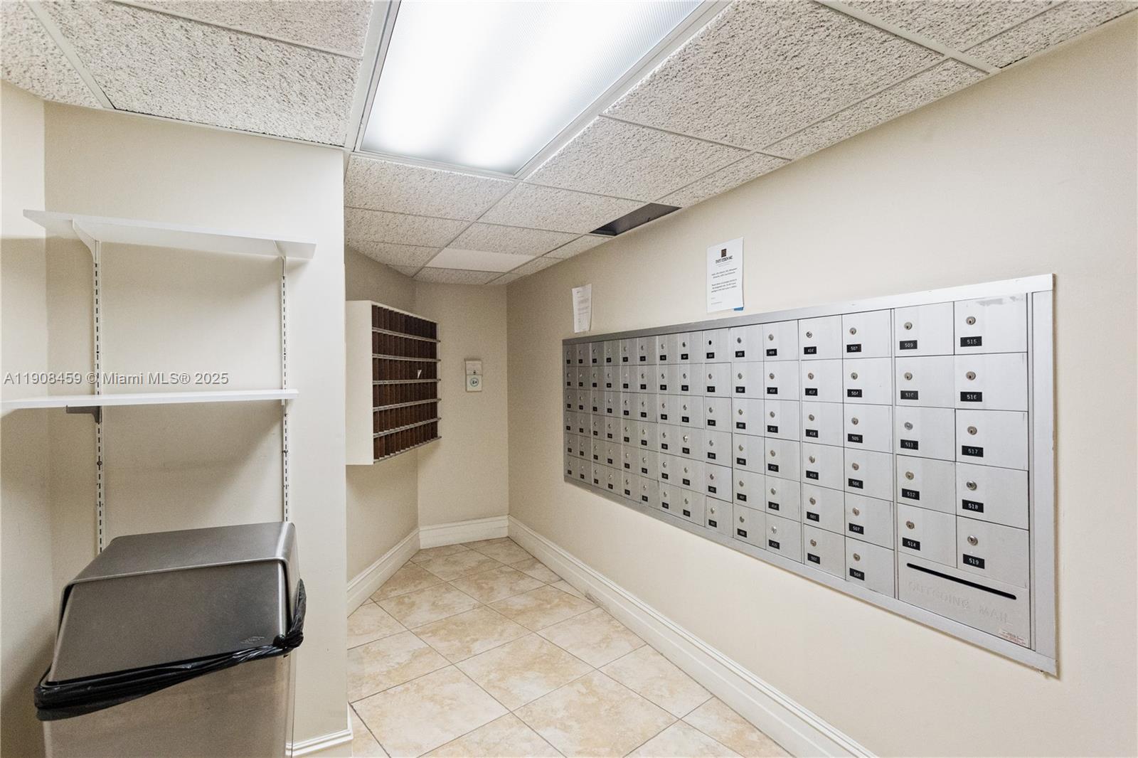 RIVER REACH CONDOMINIUM I - Residential