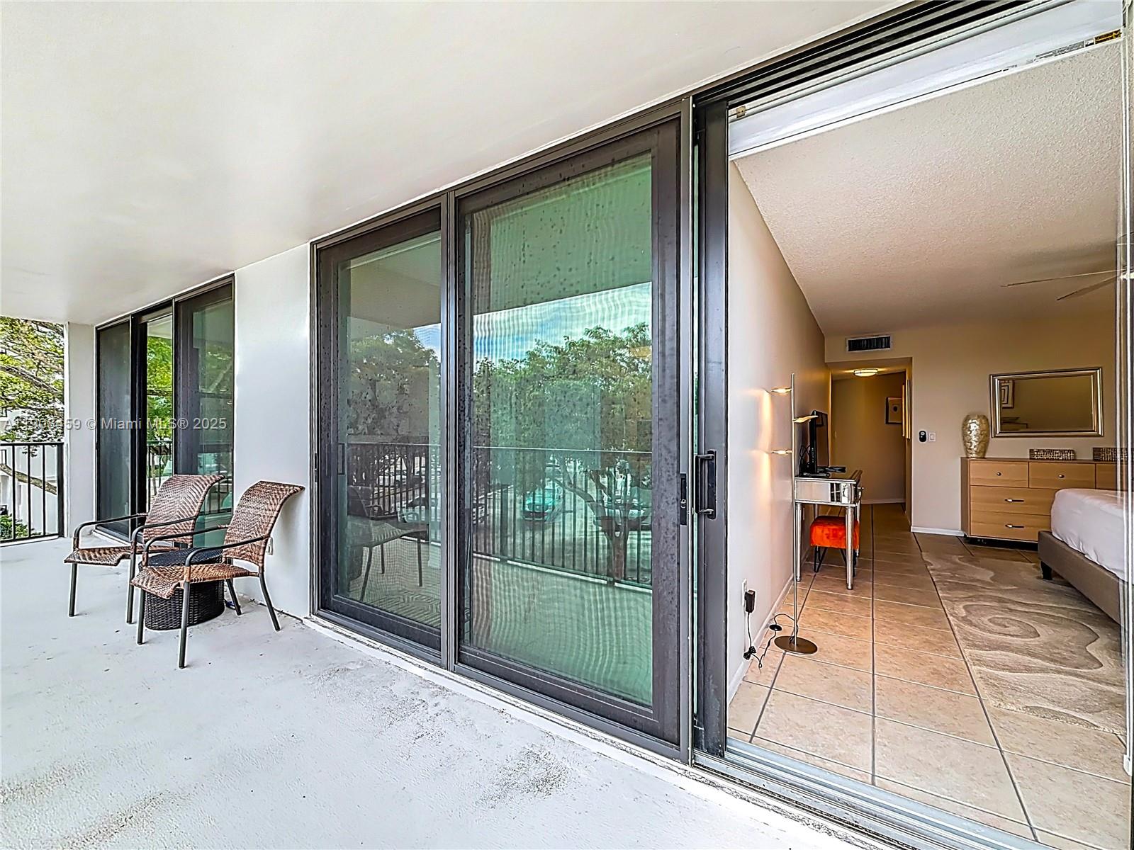 RIVER REACH CONDOMINIUM I - Residential