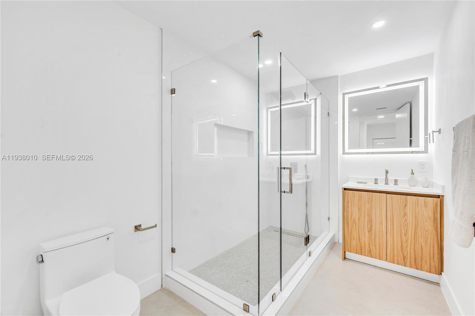 CUTLER BAY ESTATES - Residential