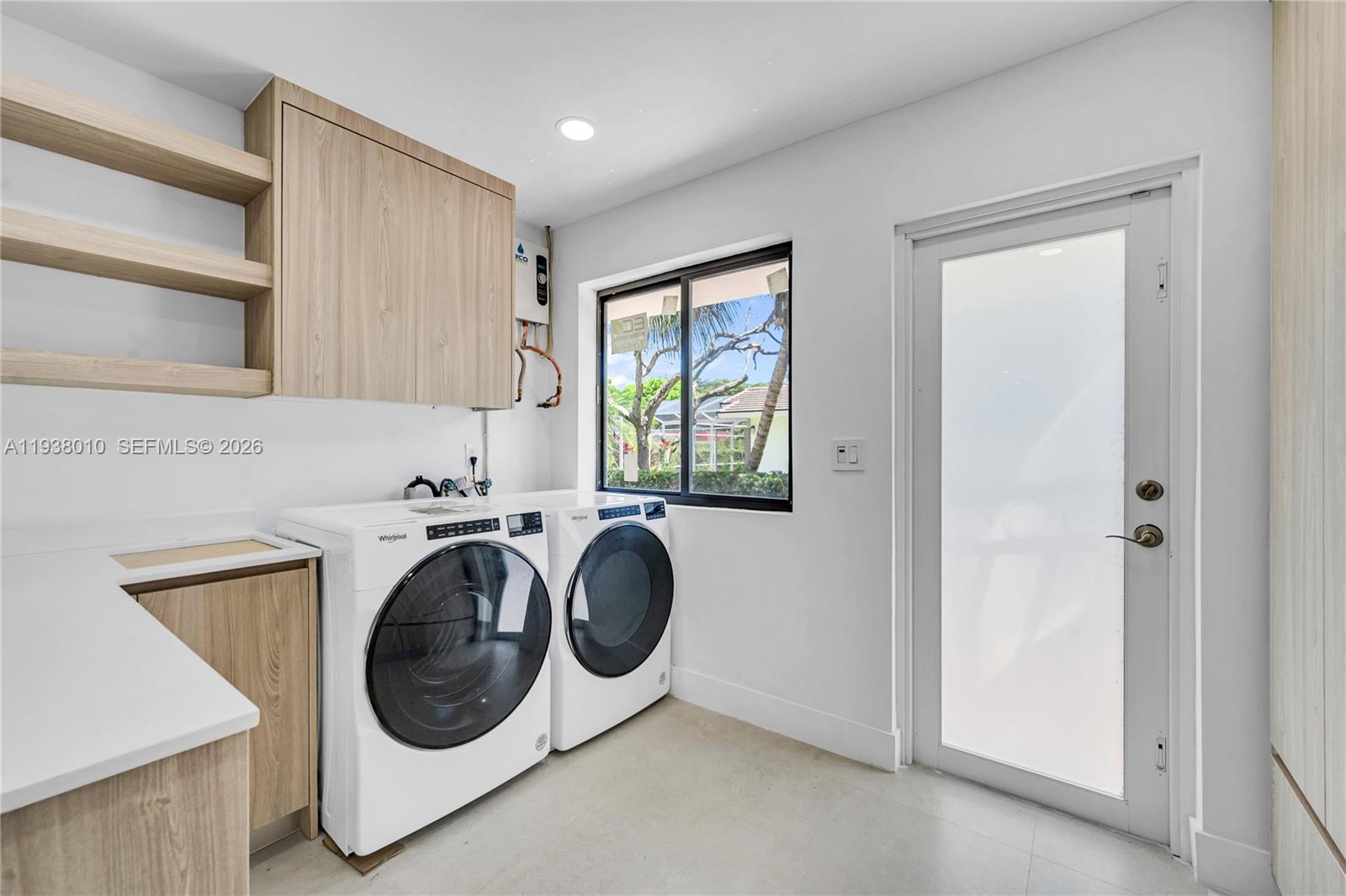 CUTLER BAY ESTATES - Residential