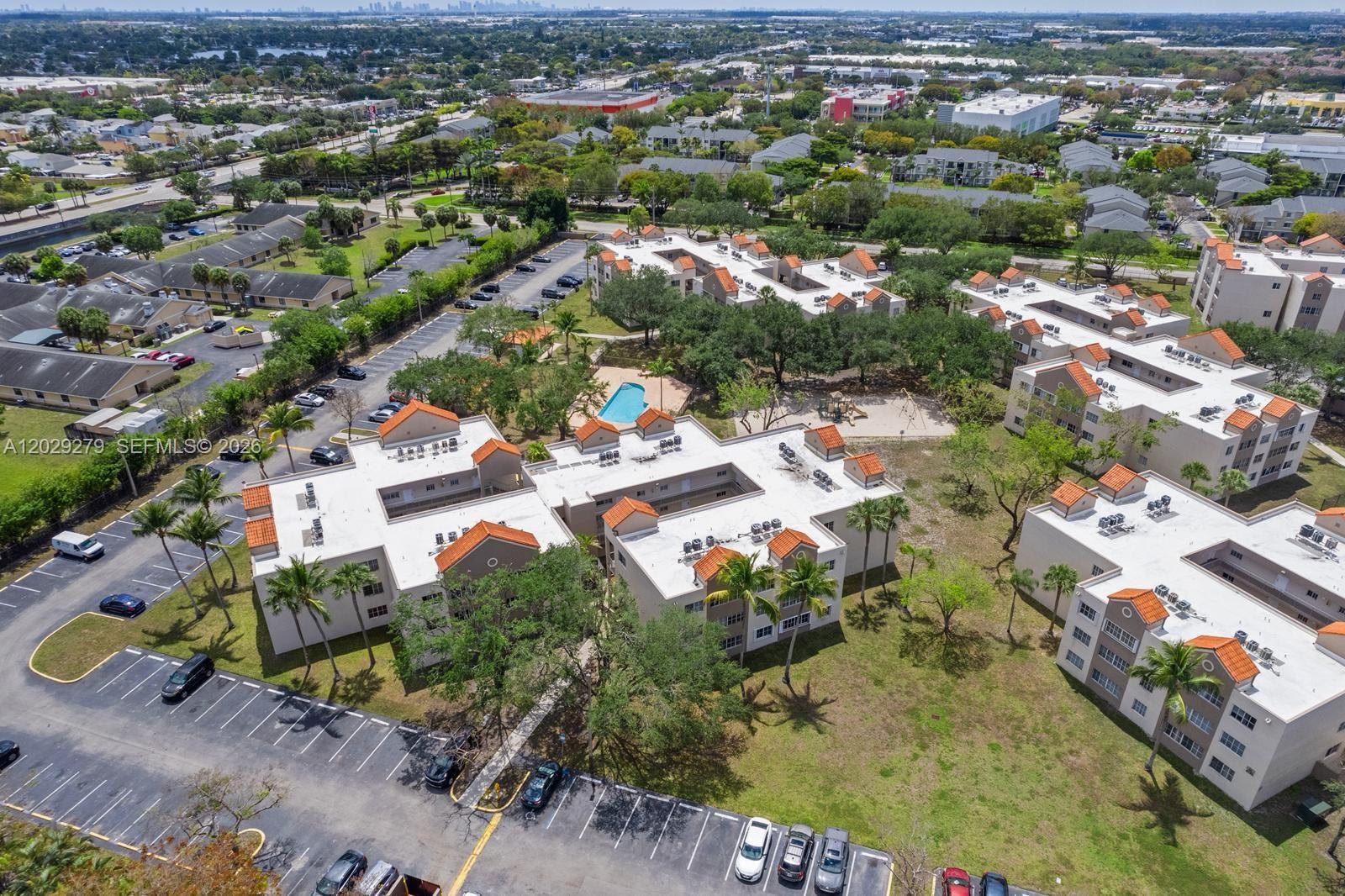 MIRASSOU CONDO - Residential