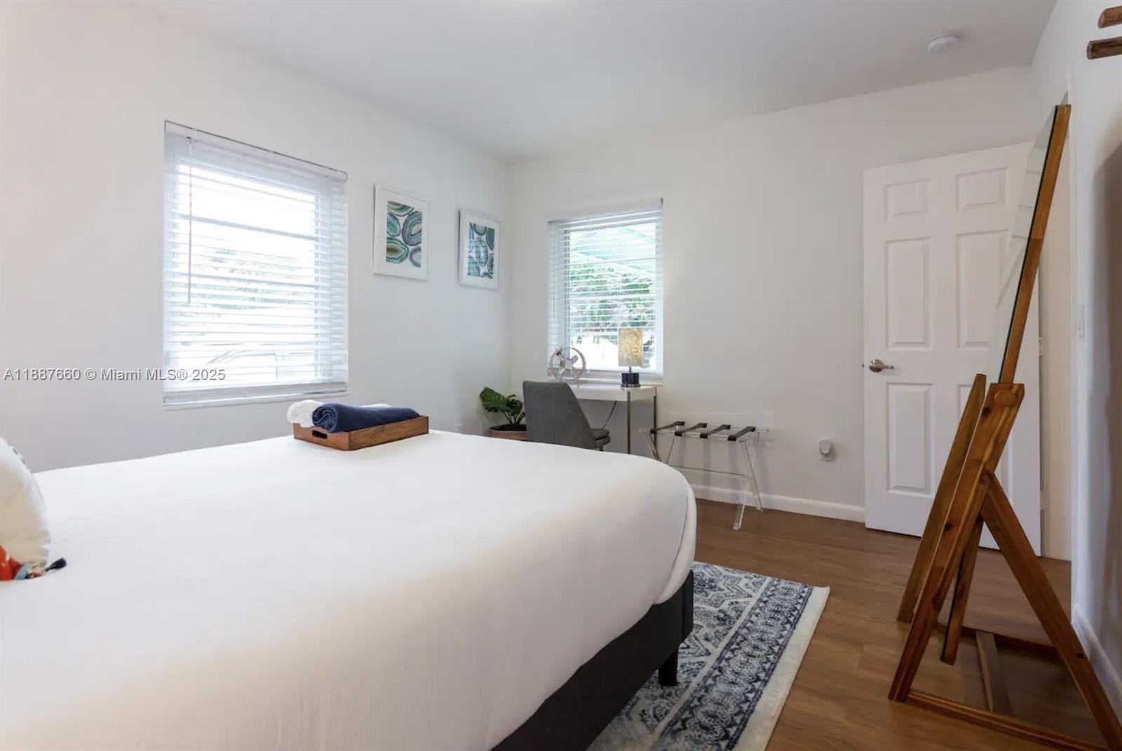 SHADOWLAWN - Residential