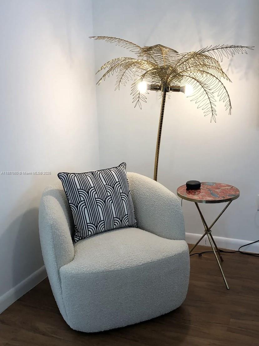 SHADOWLAWN - Residential