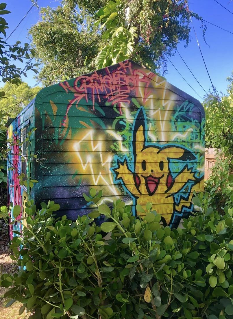 SHADOWLAWN - Residential