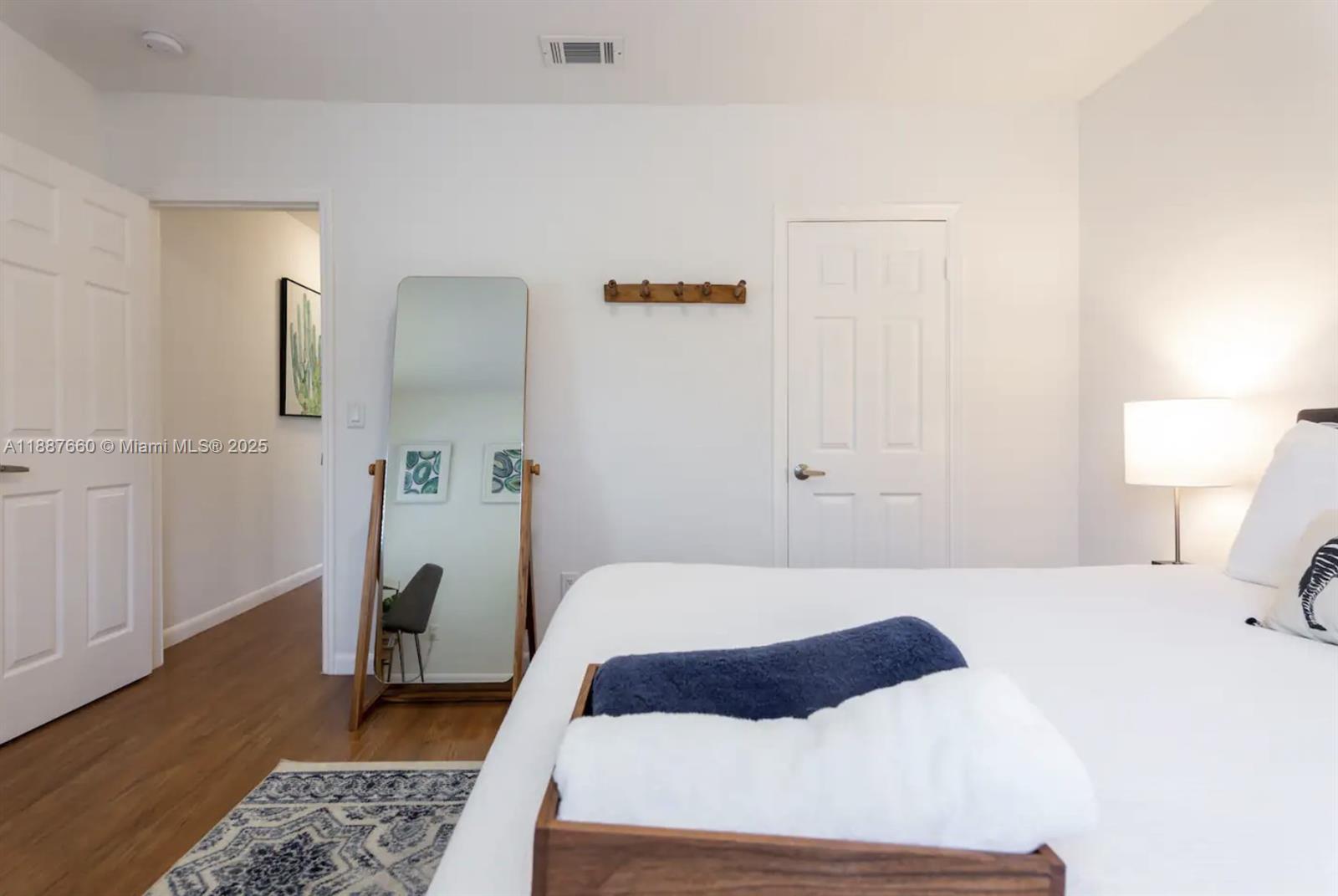 SHADOWLAWN - Residential