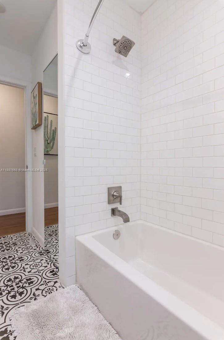 SHADOWLAWN - Residential