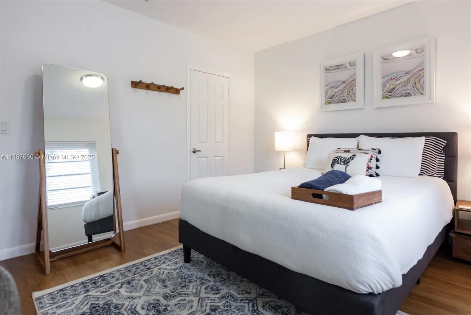 SHADOWLAWN - Residential