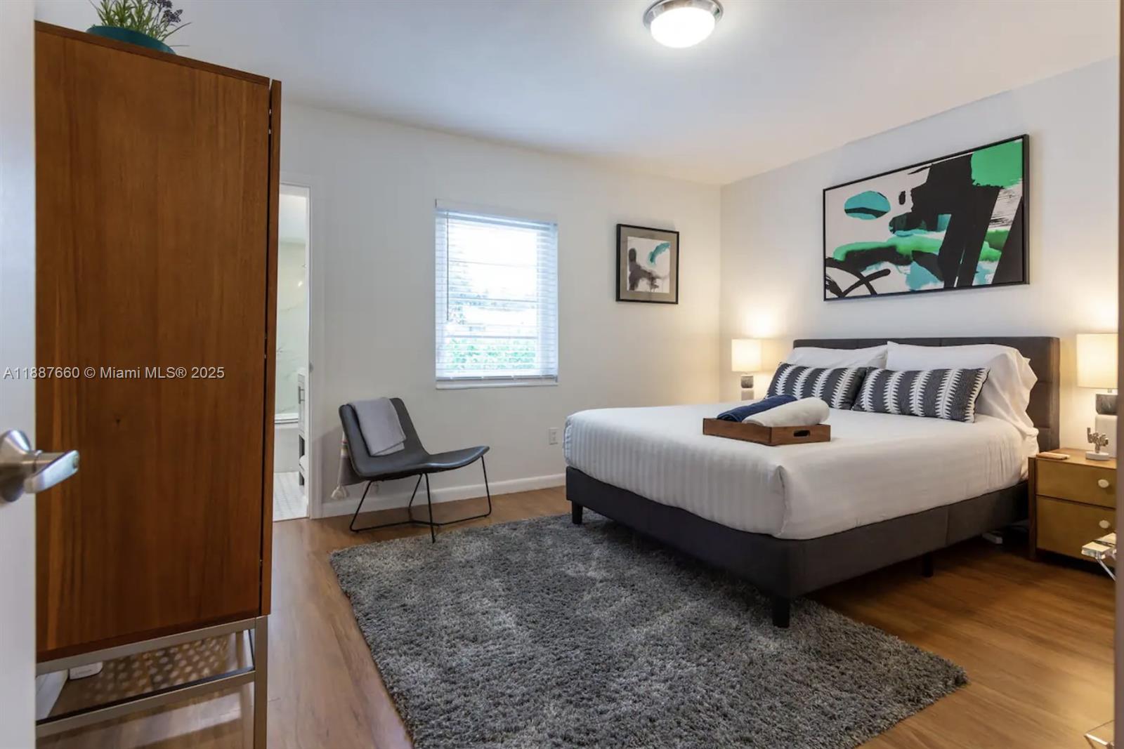 SHADOWLAWN - Residential